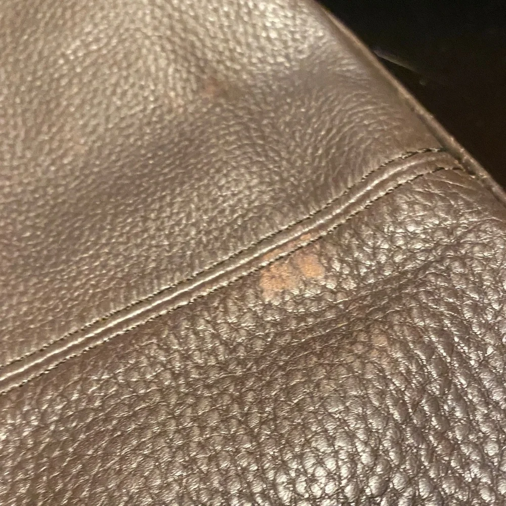 Elegant Brown Leather Shoulder Bag